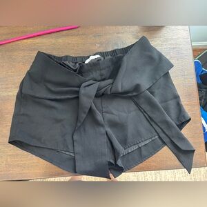 Tie Shorts Black Small
